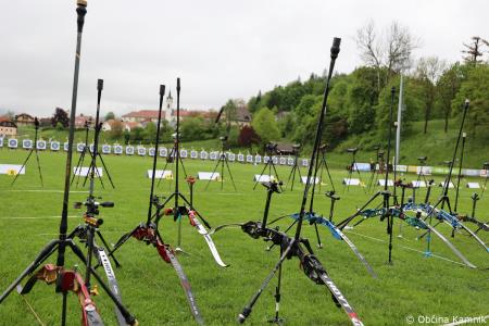 Kar 284 lokostrelcev iz 33 držav tekmuje na Veronikinem pokalu (3)